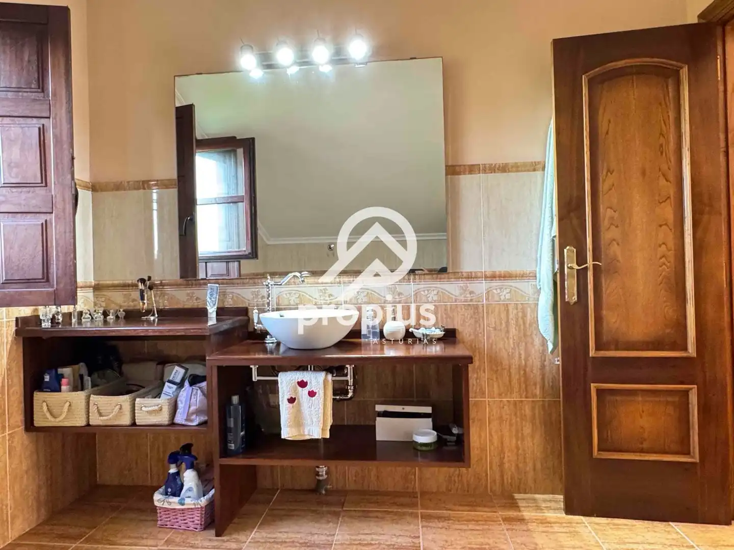 Bathroom of Houses for sale in Ribadedeva  with Heating, Private garden and Terrace