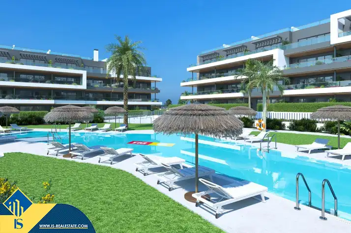 Apartment with pool for sale in Zona Carrefour - Urbanizaciones, imagen 3