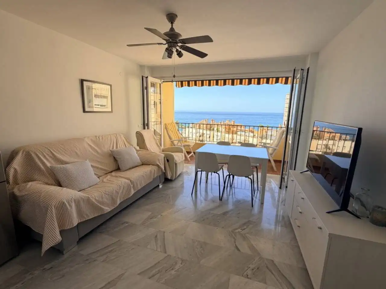 Sala d'estar de Apartament de lloguer en Almuñécar