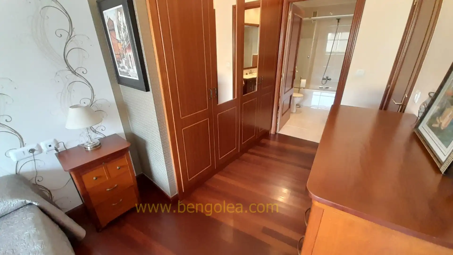 Schlafzimmer von Wohnung zum Verkauf in Barakaldo  mit Heizung, Abstellraum und Balkon