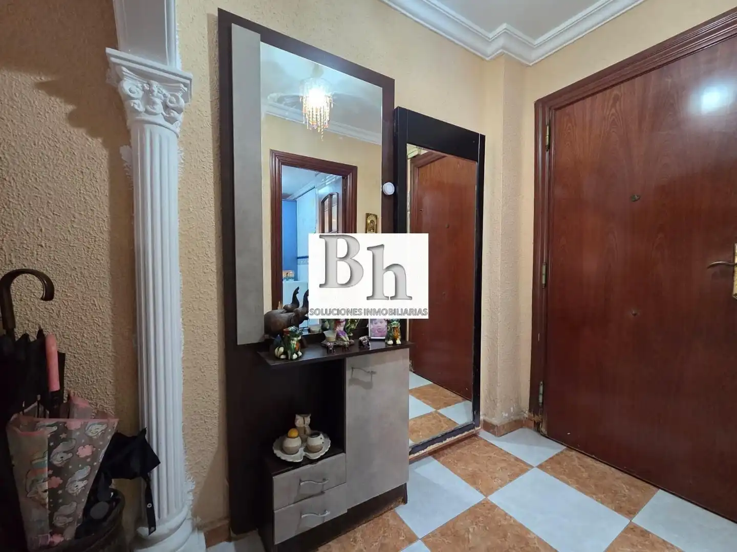 Wohnung zum Verkauf in Málaga mit Privatgarten