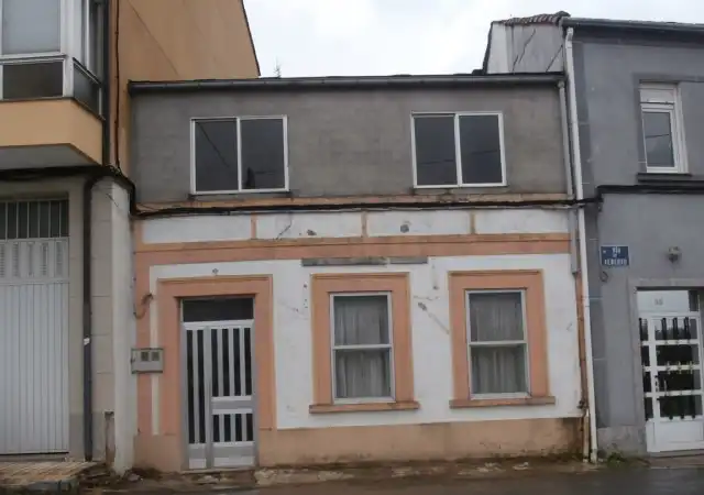 Vista exterior de Pis en venda en A Piriganlla - Albeiros - Garabolos