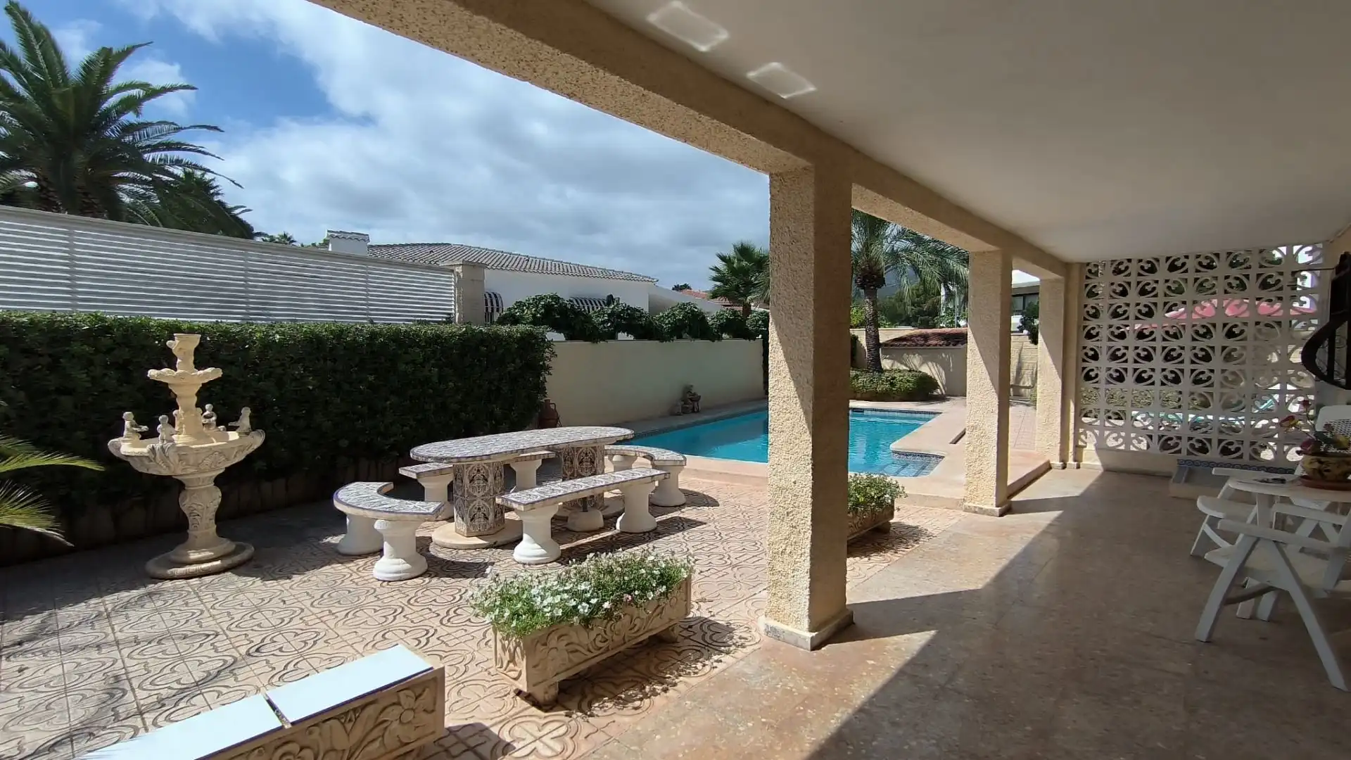 Terrassa de Casa o xalet en venda en L'Alfàs del Pi amb Aire condicionat, Calefacció i Jardí privat