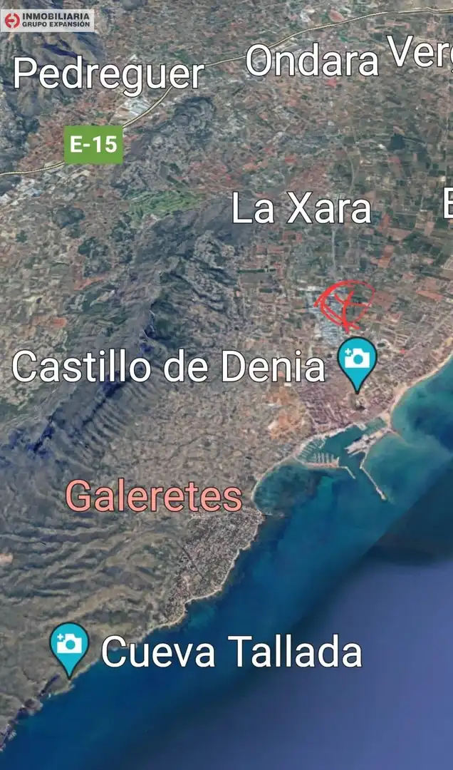 Terreny industrial en venda en Dénia