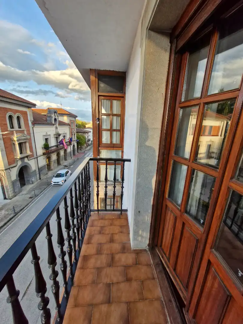 Terraza de Piso de alquiler en Valle de Mena con Calefacción, Parquet y Amueblado