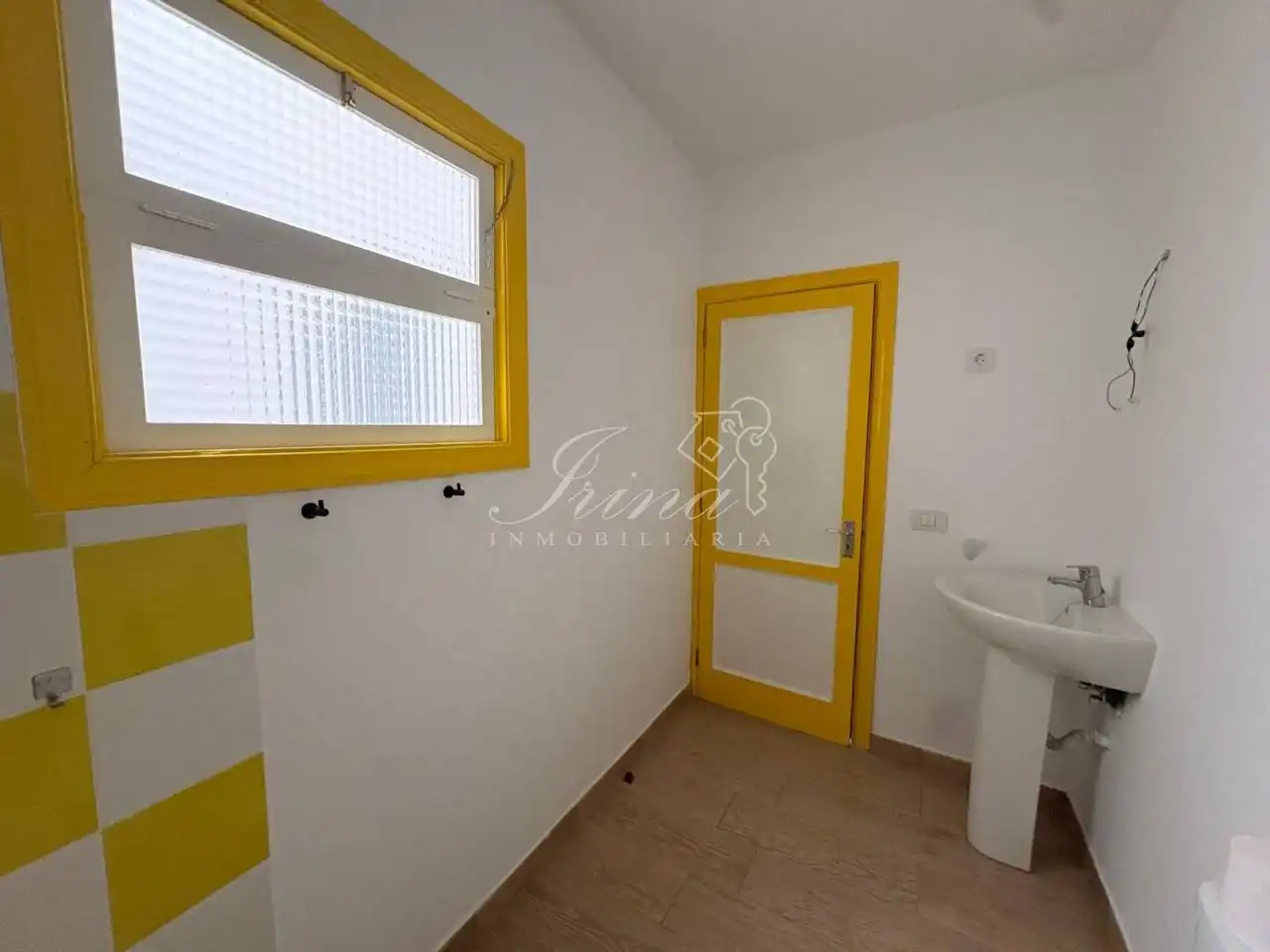 Baño de Piso en venta en Santa Cruz de la Palma con Terraza y Balcón