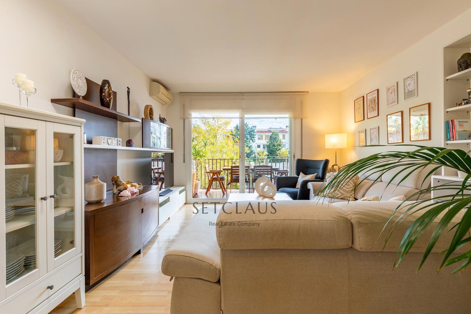 Sala d'estar de Àtic en venda en El Masnou amb Aire condicionat, Calefacció i Terrassa