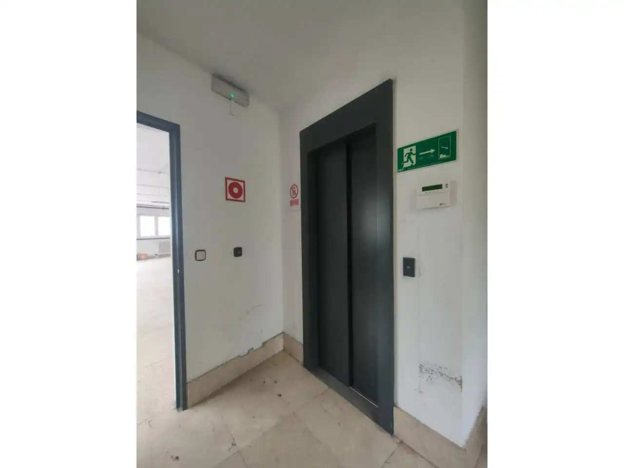 Local comercial en venta en Les Escaldes, imagen 13