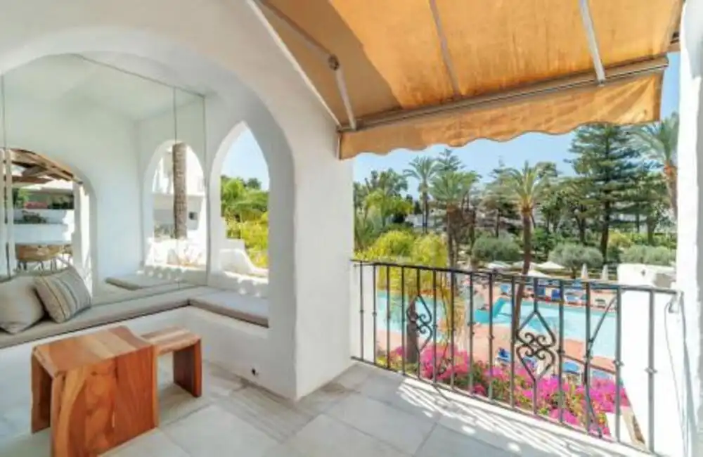 Jardí de Apartament de lloguer en Marbella amb Aire condicionat, Terrassa i Piscina