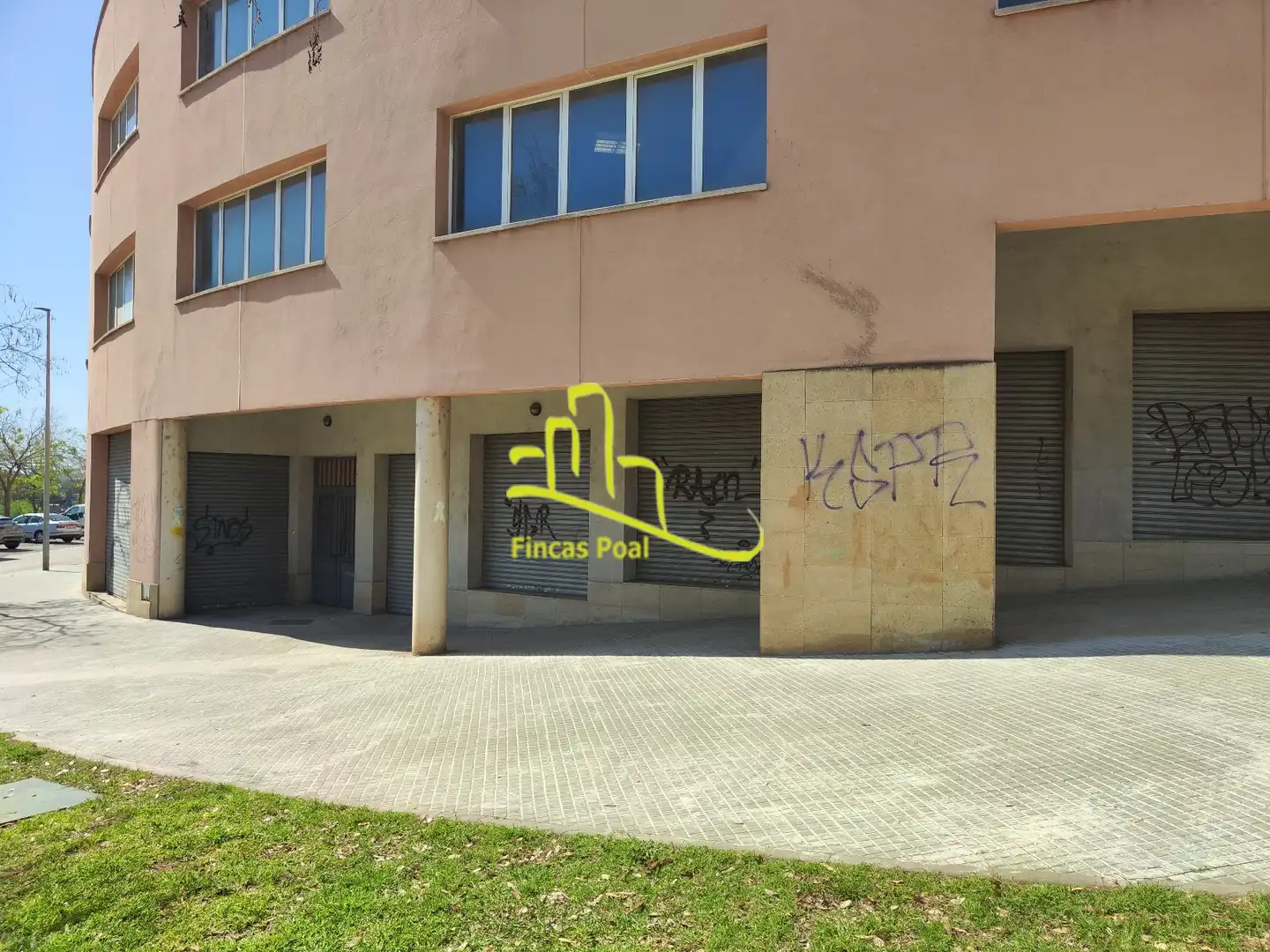 Außenansicht von Büro zum Verkauf in Santa Coloma de Cervelló