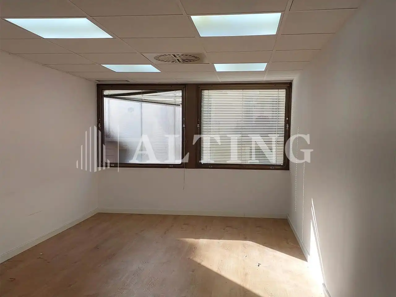 Bureau avec ascenseur à louer à Via Augusta, imagen 18