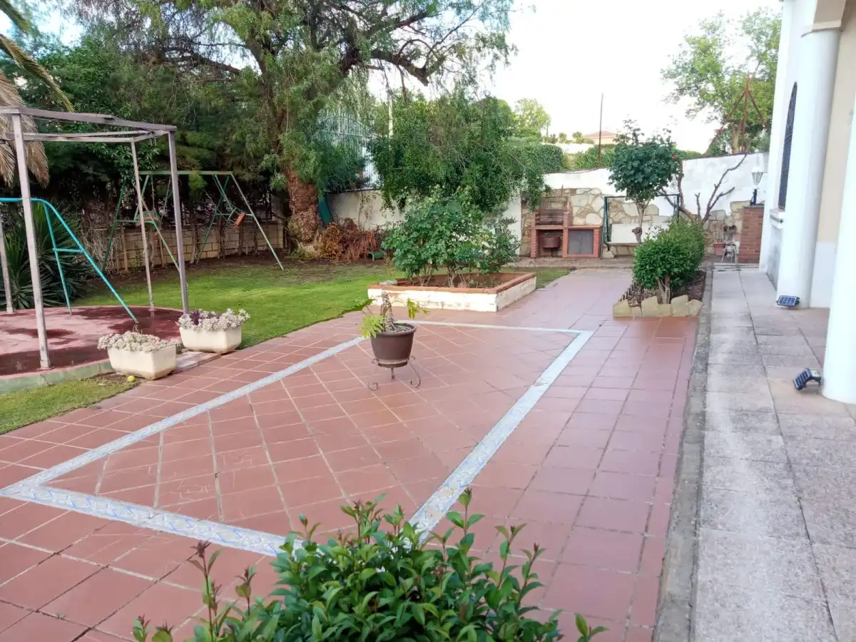 Xalet amb terrassa en venda a Almendralejo, imagen 2