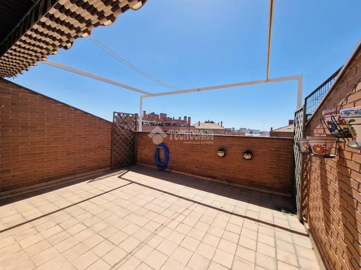 Terrassa de Pis de lloguer en Alcorcón amb Aire condicionat, Calefacció i Parquet