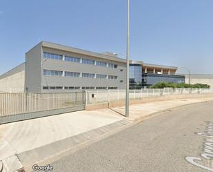 Vista exterior de Nau industrial en venda en Valls