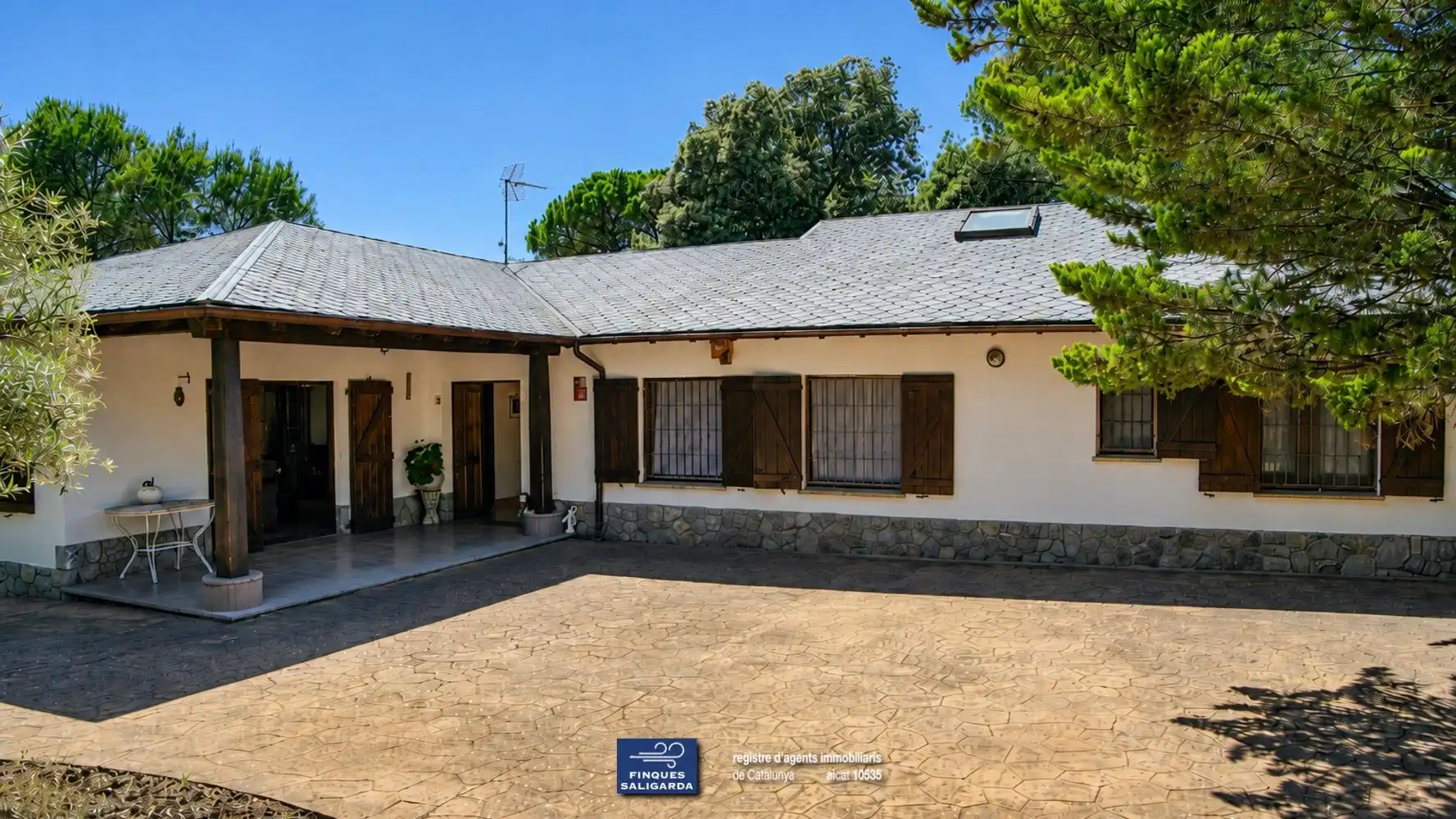 Vista exterior de Casa o xalet en venda en Seva amb Calefacció, Terrassa i Traster