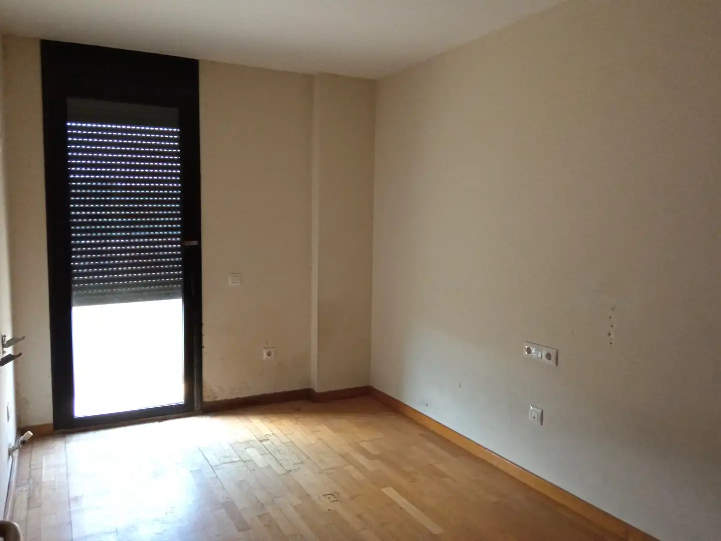 Habitación de Edificio en venta en Igualada