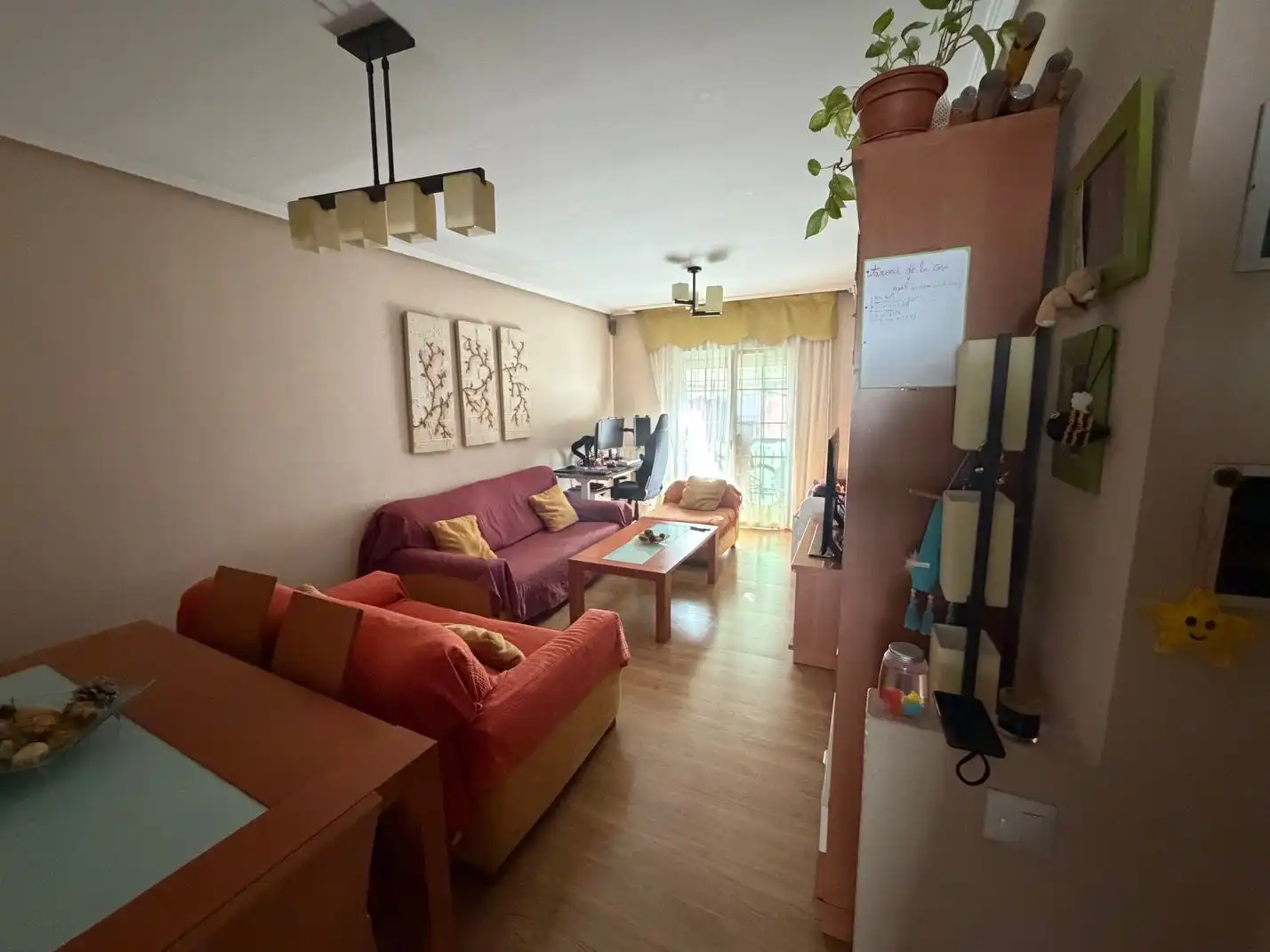 Sala d'estar de Pis en venda en El Molar (Madrid) amb Aire condicionat, Terrassa i Balcó
