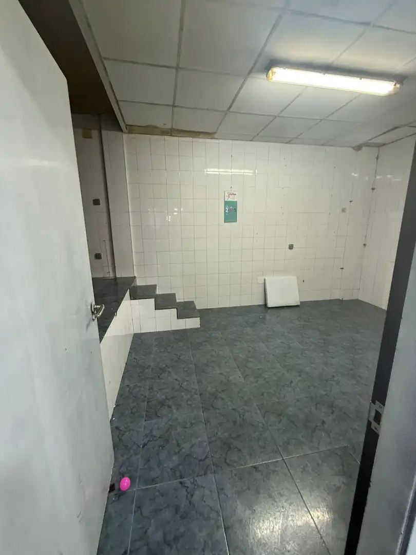 Business premises to rent in Boiro, imagen 8