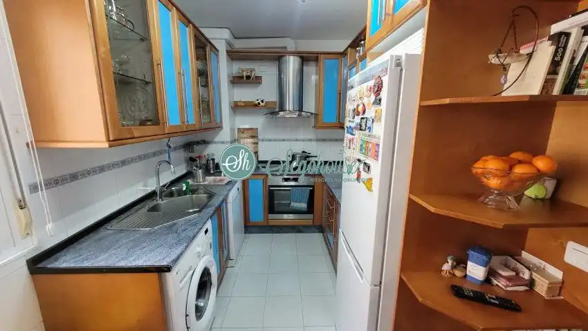 Kitchen of Flat for sale in Segovia  with Heating, Parquet flooring and Terrace