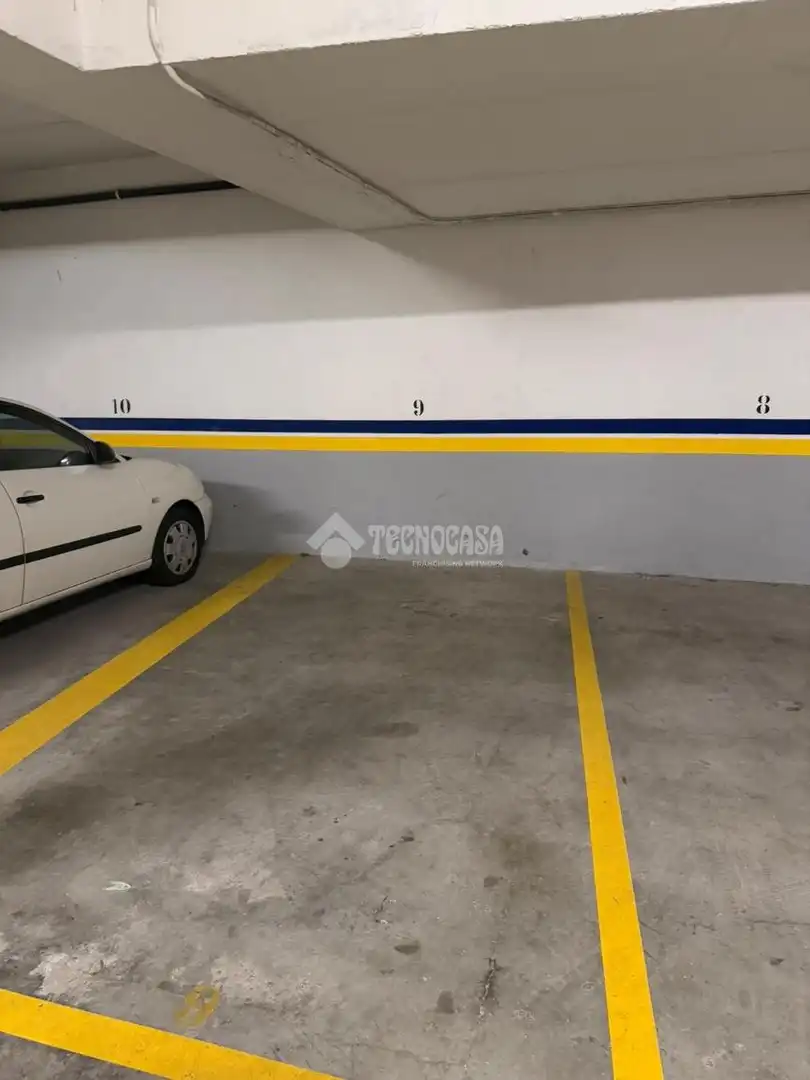 Parkplatz von Garage zum Verkauf in Valladolid