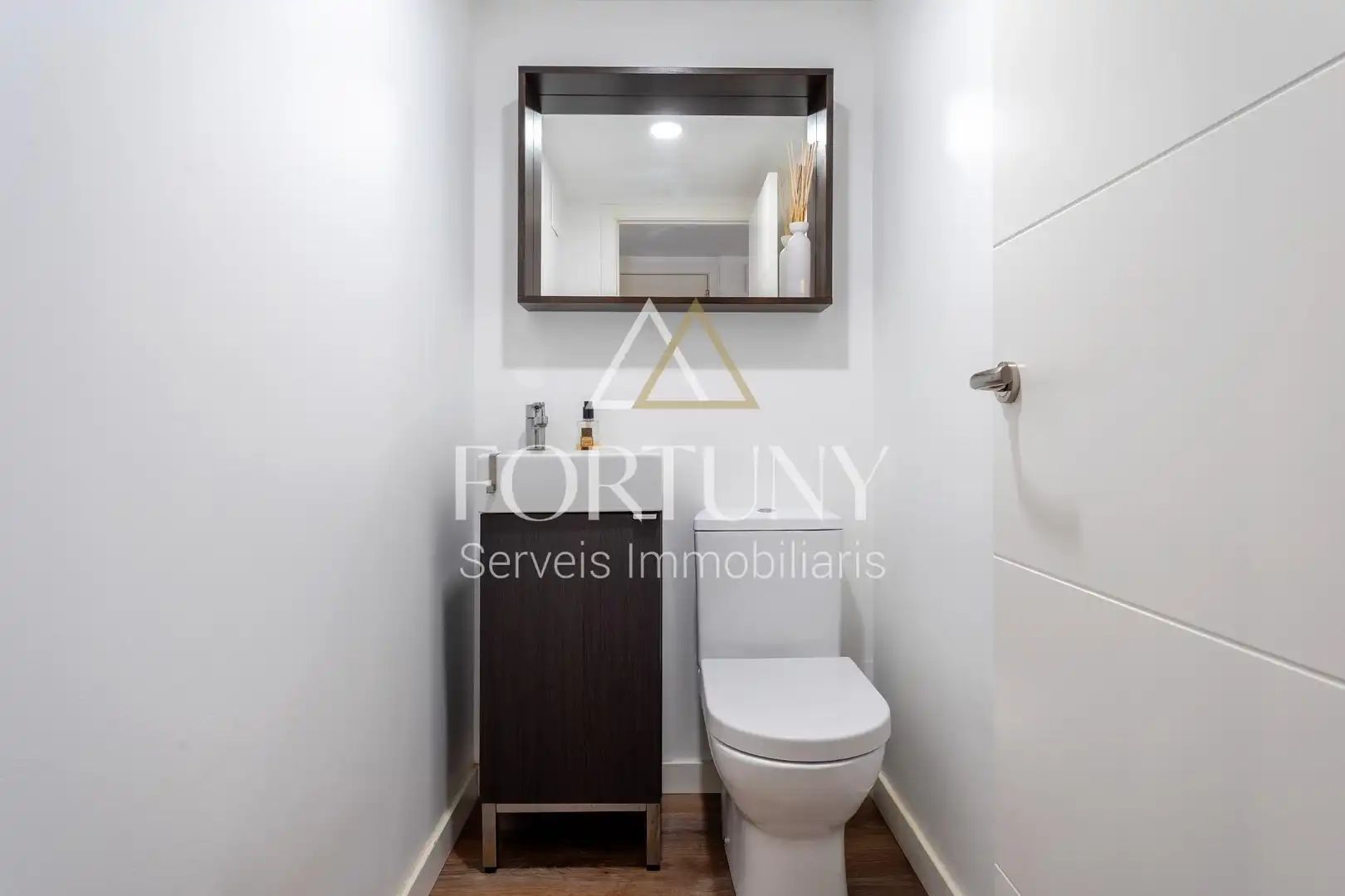 Badezimmer von Wohnung zum Verkauf in Vila-seca mit Klimaanlage, Heizung und Balkon