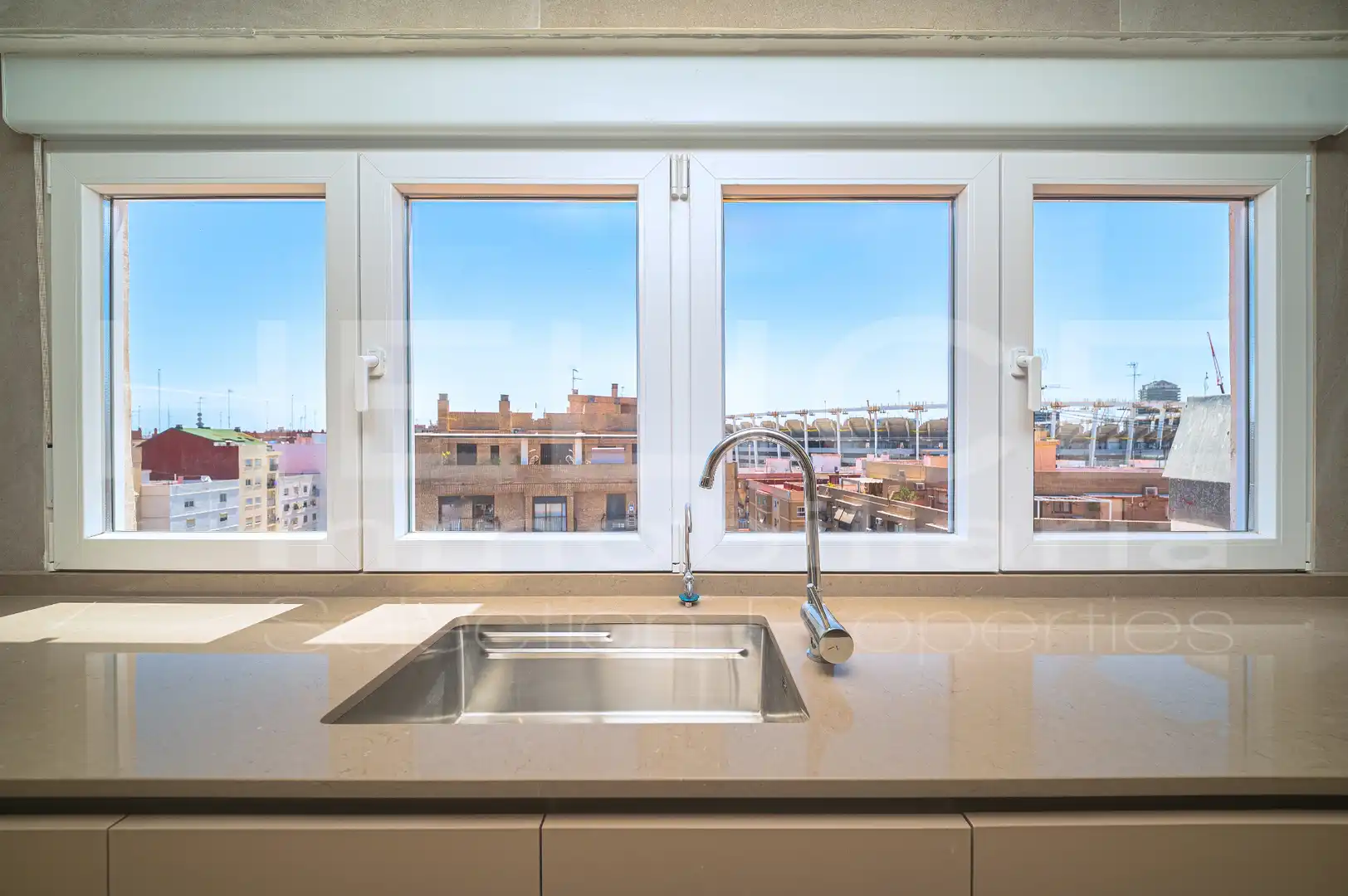 Attic for sale in Barrio de Benicalap
