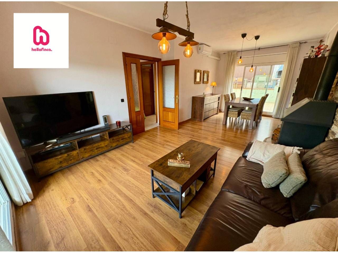 Living room of Single-family semi-detached for sale in Olesa de Montserrat  with Air Conditioner, Heating and Private garden