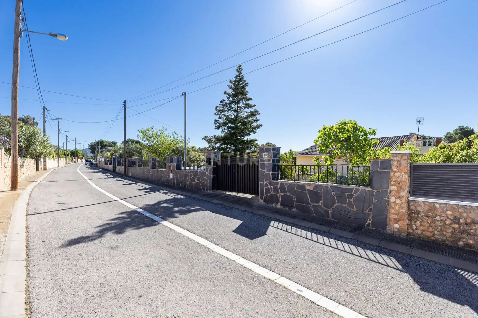 Vista exterior de Casa o xalet en venda en El Montmell amb Aire condicionat, Jardí privat i Traster