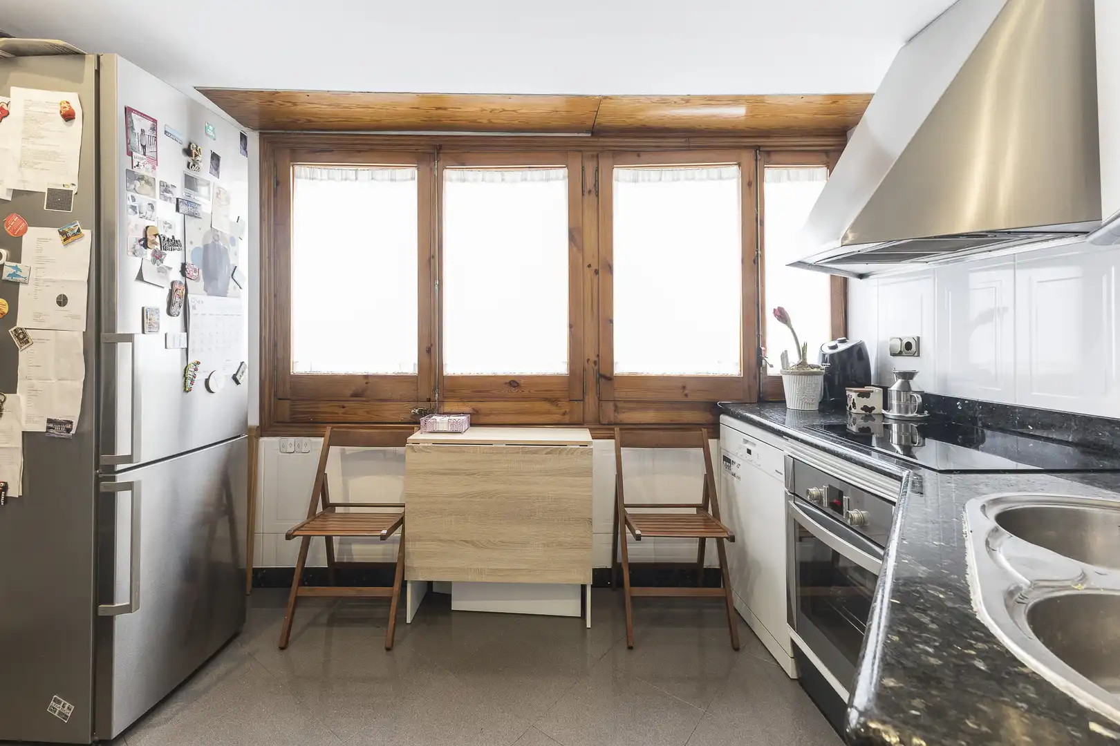 Cocina de Casa adosada en venta en Barcelona con Calefacción