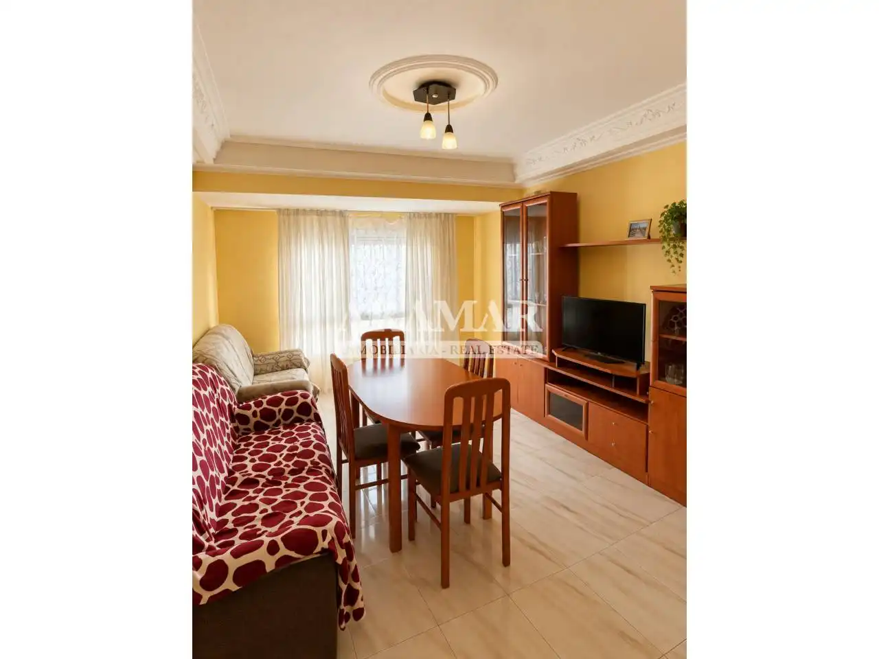 Flat for sale in Avenida Alcoi