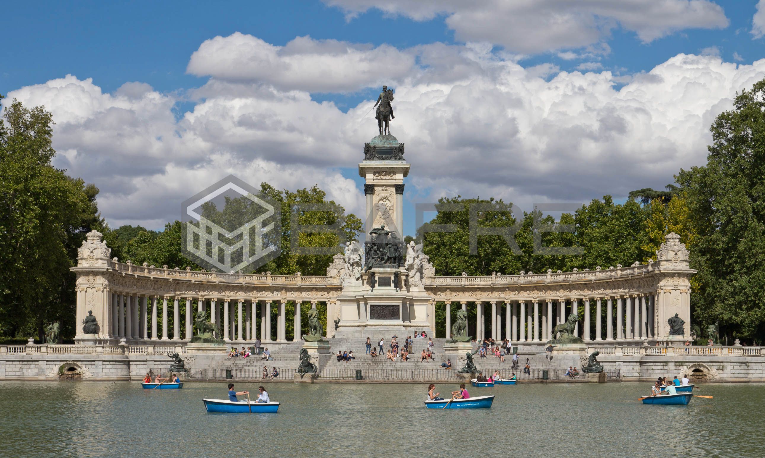 Exterior view of Attic for sale in  Madrid Capital  with Air Conditioner, Heating and Terrace