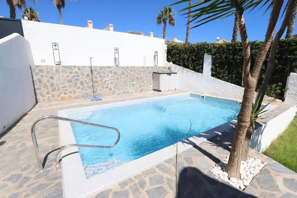 Villa zur Miete in Orihuela Costa, imagen 10