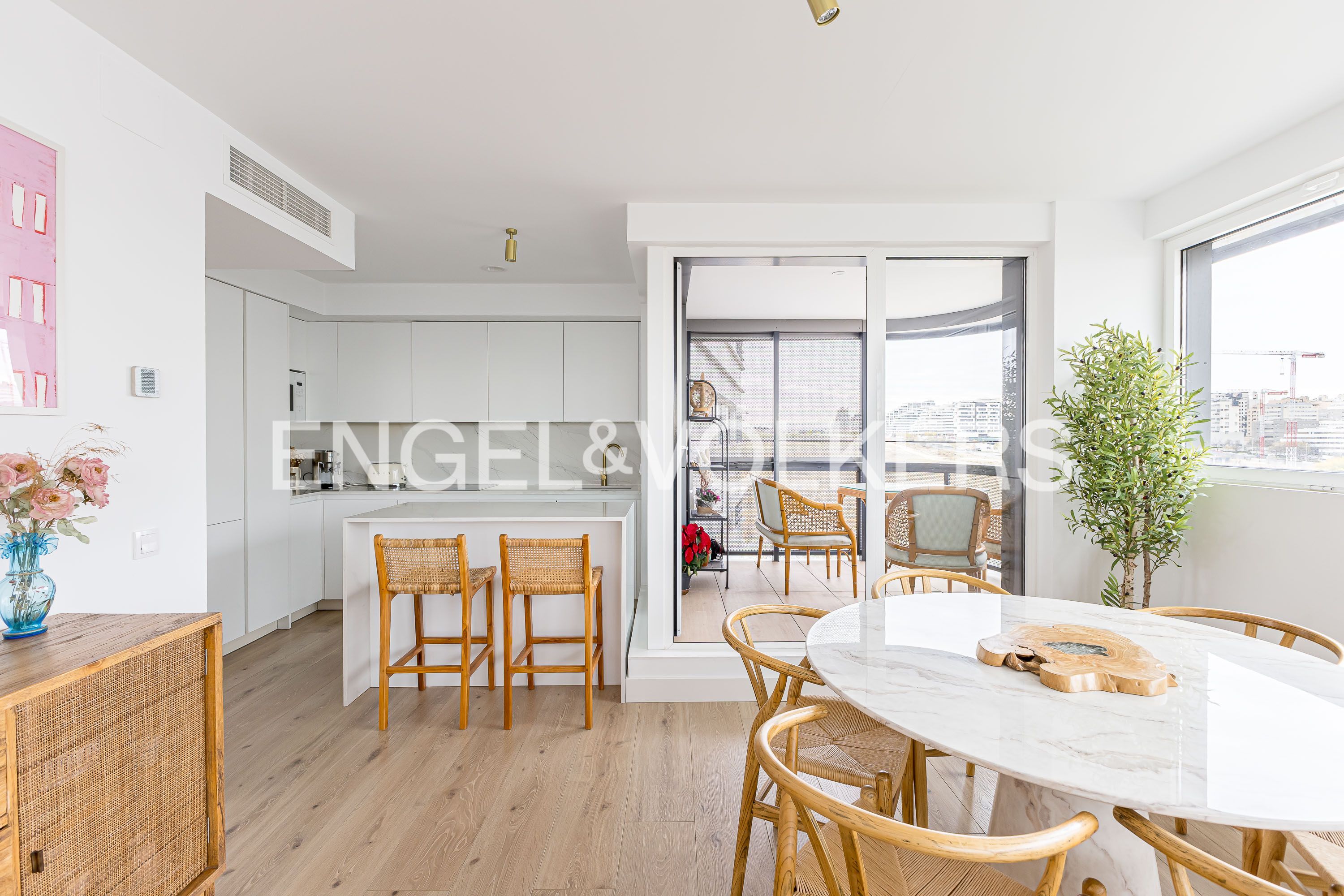 Kitchen of Apartment for sale in  Madrid Capital  with Air Conditioner, Heating and Terrace