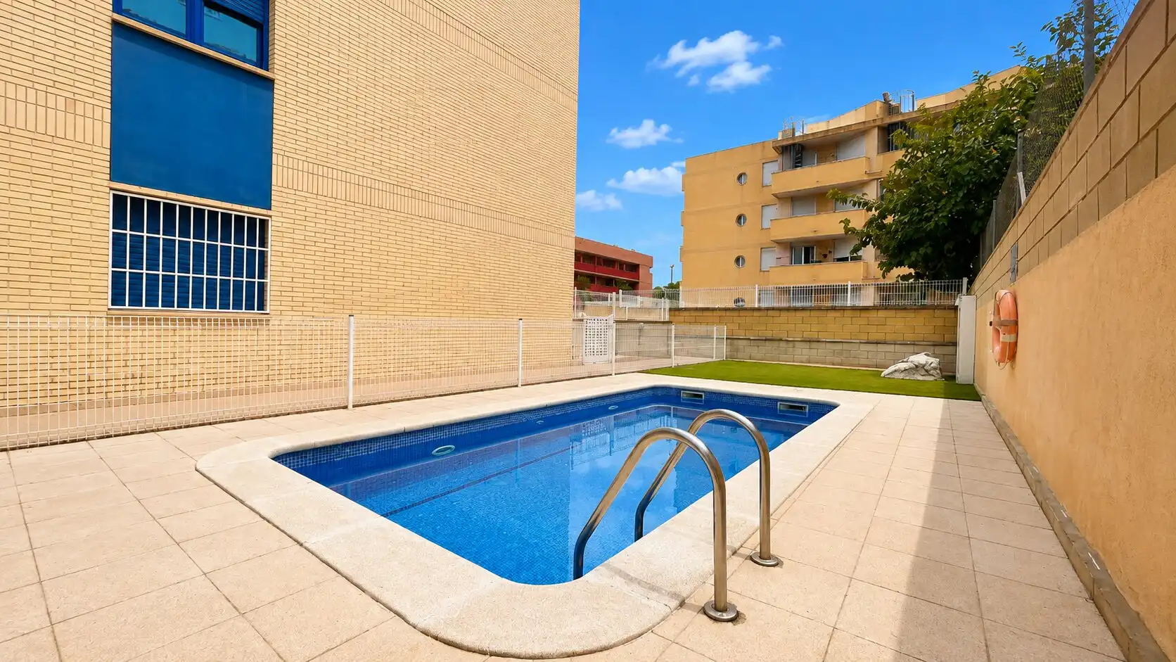 Ático con piscina en venta en Miami Platja, imagen 23