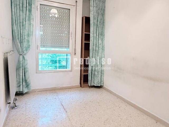 Edificio en Venta en FELIPE DE DIEGO en Palomeras Bajas