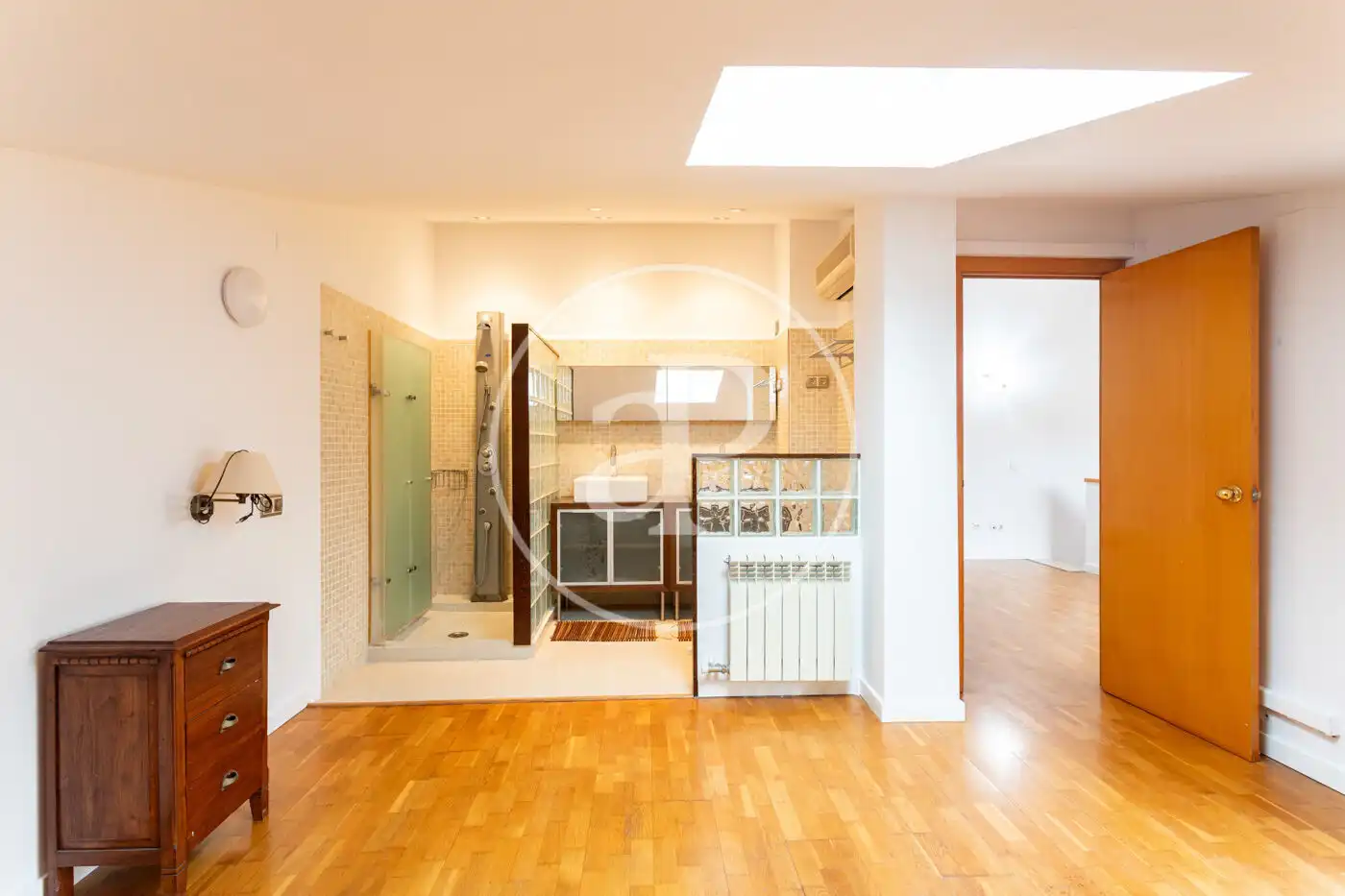 Baño de Piso de alquiler en Rubí con Aire acondicionado, Calefacción y Jardín privado