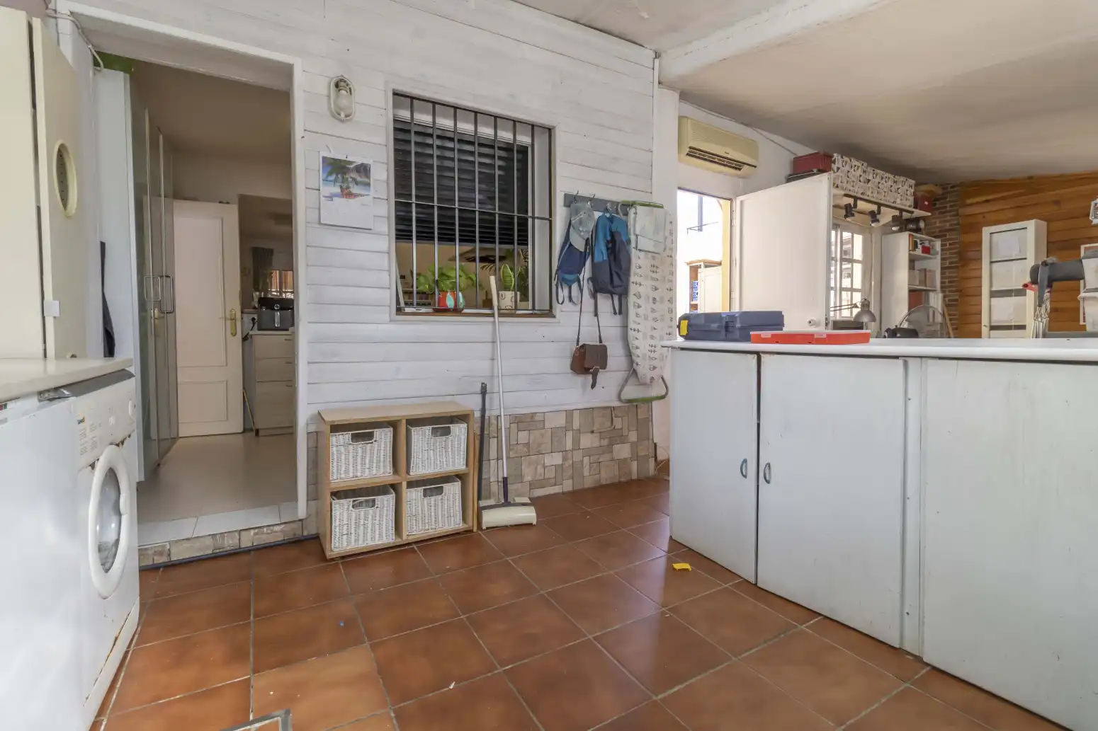 Houses for sale in Bormujos  with Air Conditioner, Terrace and Storage room
