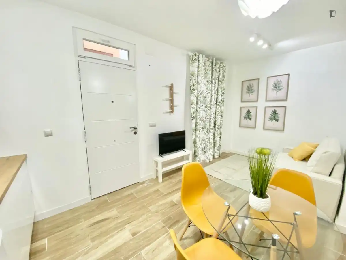 Apartments for rent in Almendrales