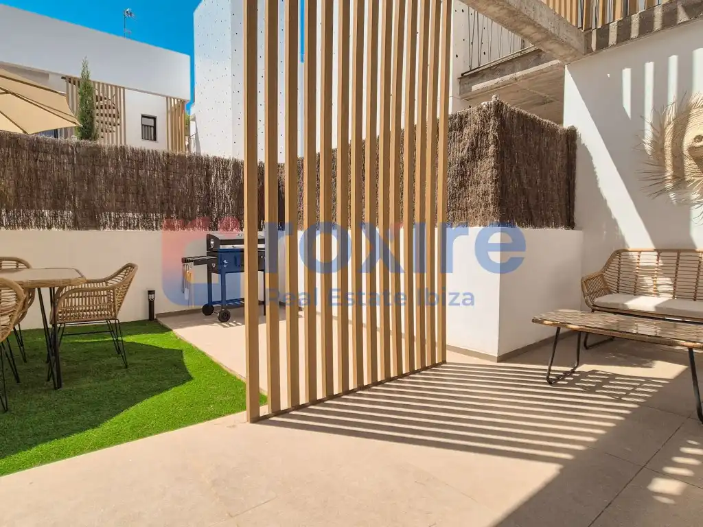 Terrassa de Planta baixa en venda en Sant Antoni de Portmany amb Jardí privat, Terrassa i Piscina