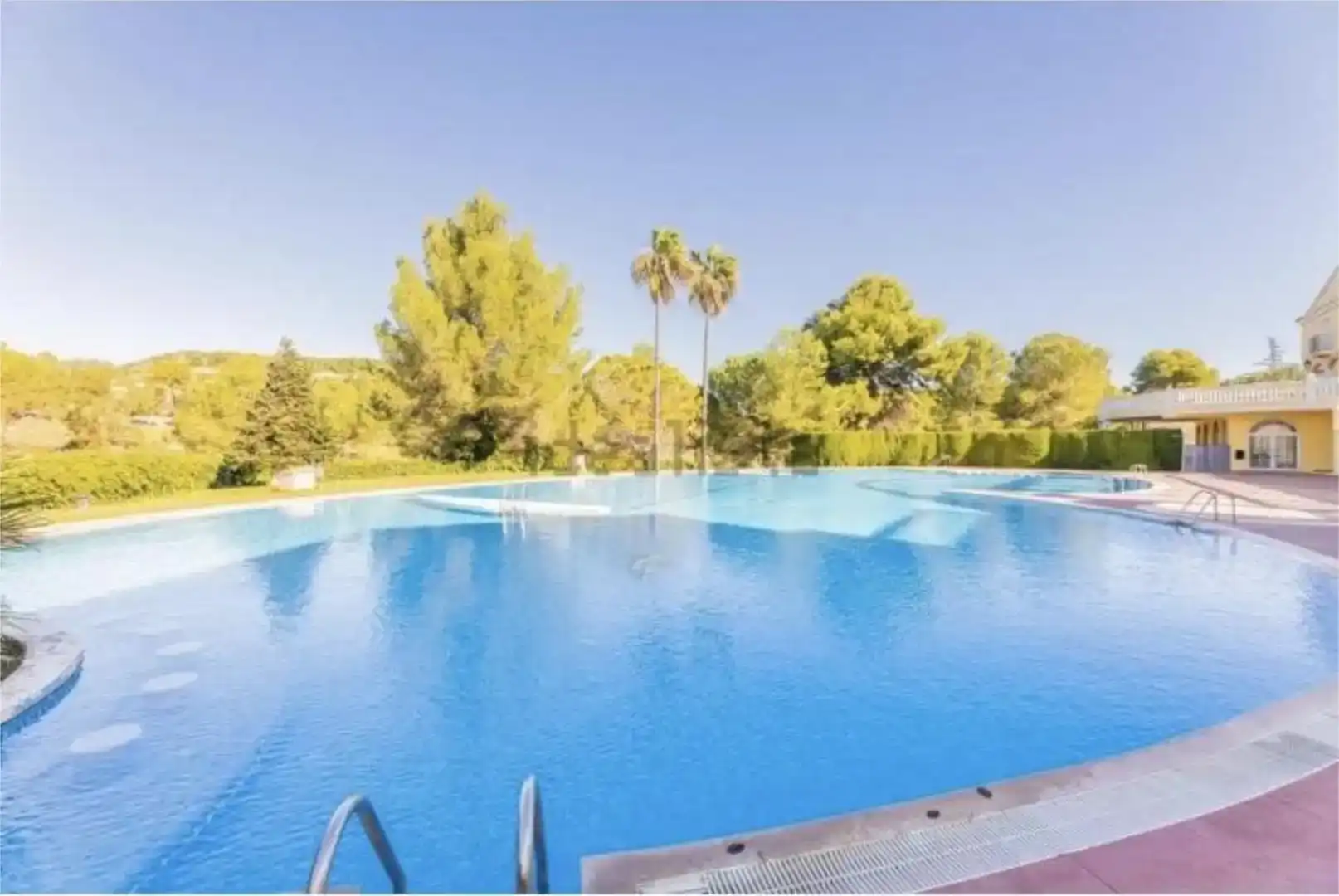 Piscina de Pis en venda en Godelleta amb Aire condicionat, Jardí privat i Piscina