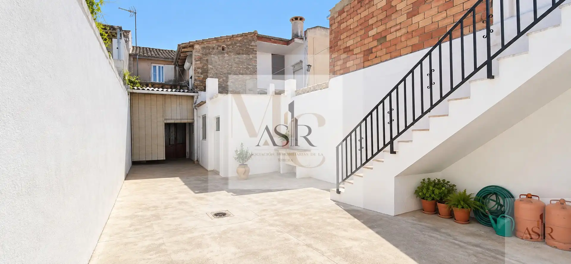 Vista exterior de Casa o xalet en venda en Benifaió amb Terrassa i Traster