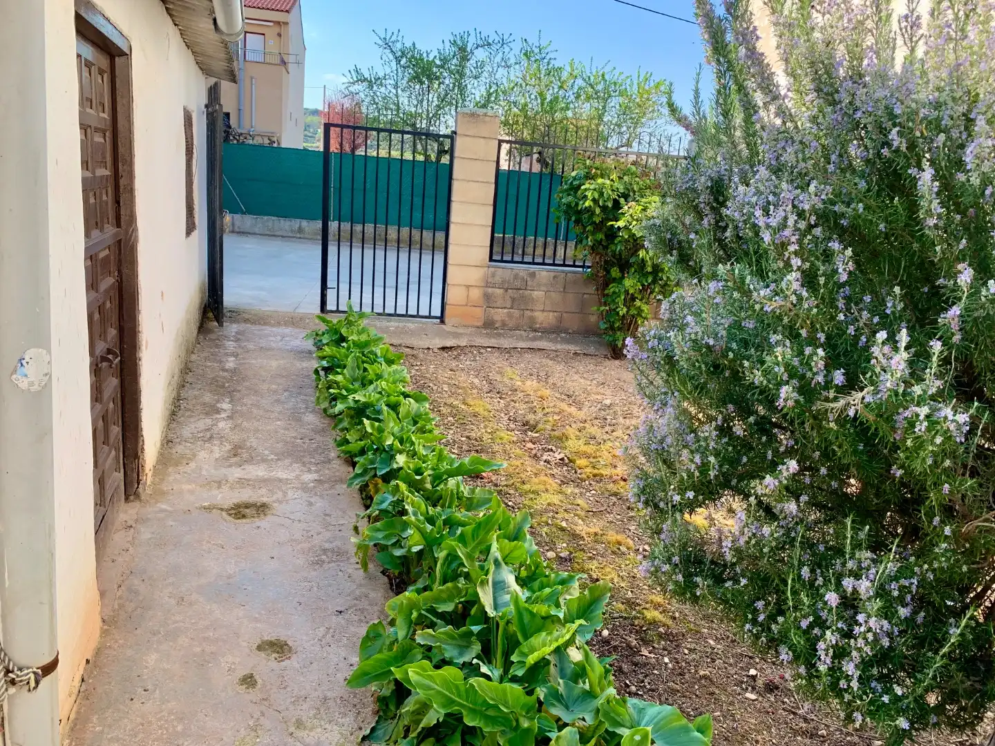 Industrial land for sale in Baños de Río Tobía