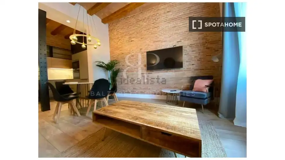 Flat with terrace to rent in Eixample, imagen 4