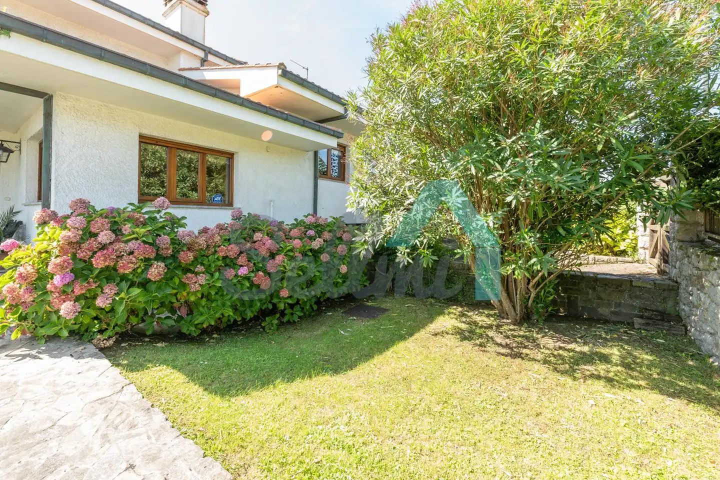 Garden of Detached homes for sale in Llanes  with Heating, Private garden and Parquet flooring