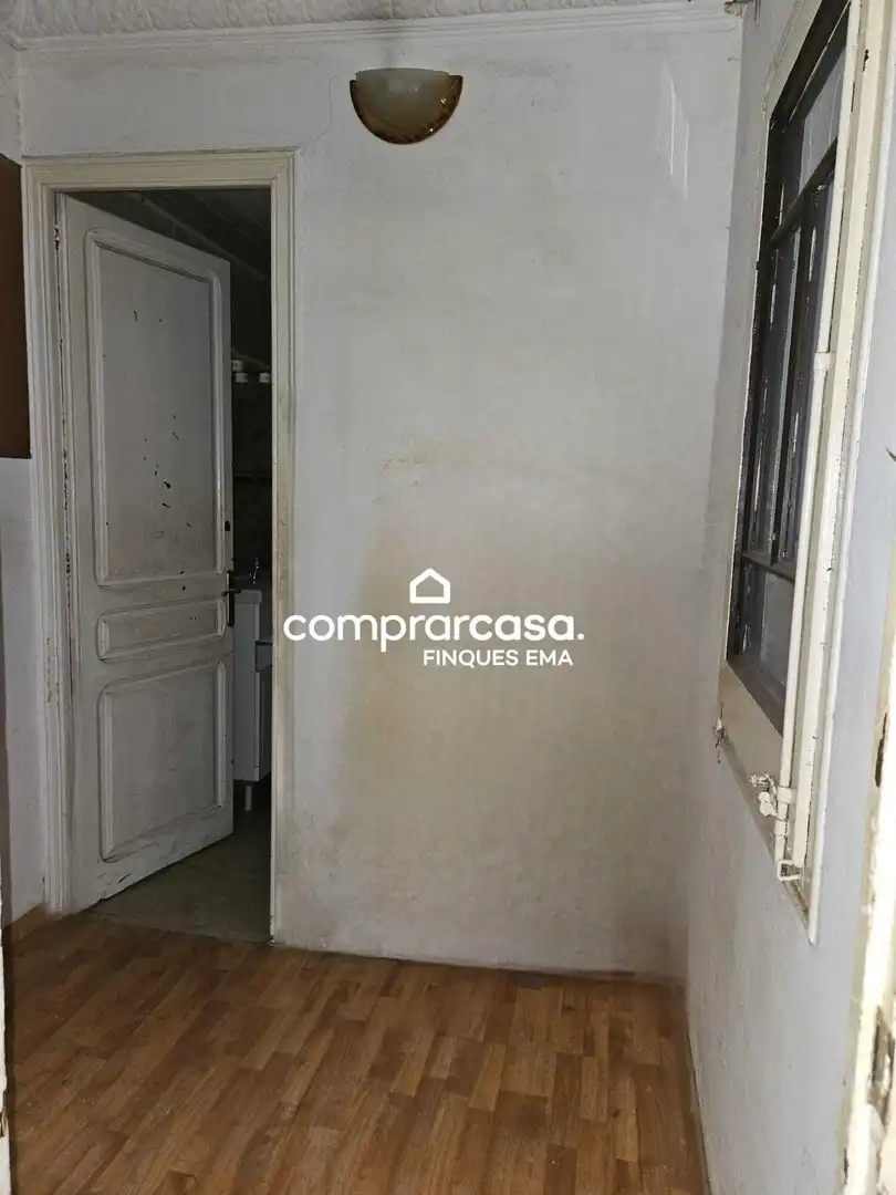 Piso en venta en Barcelona con Balcón