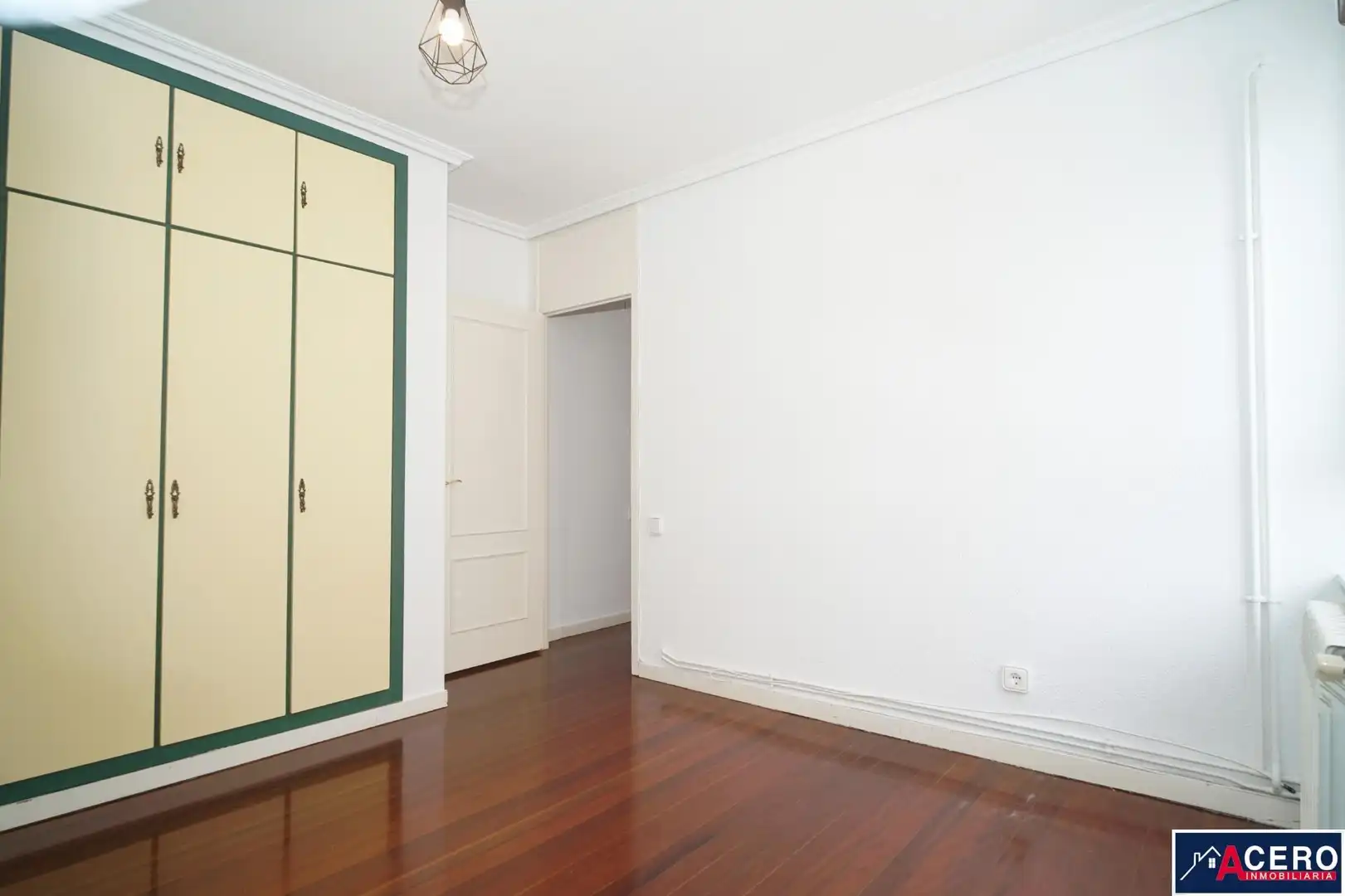 Habitación de Piso en venta en Santander con Calefacción y Parquet