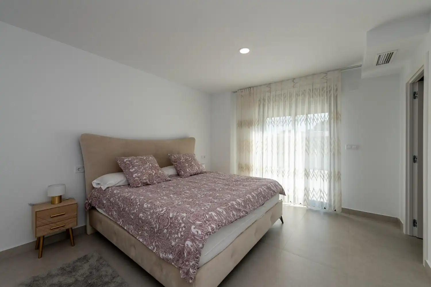 Schlafzimmer von Haus oder Chalet zur Miete in El Campello mit Klimaanlage, Privatgarten und Terrasse