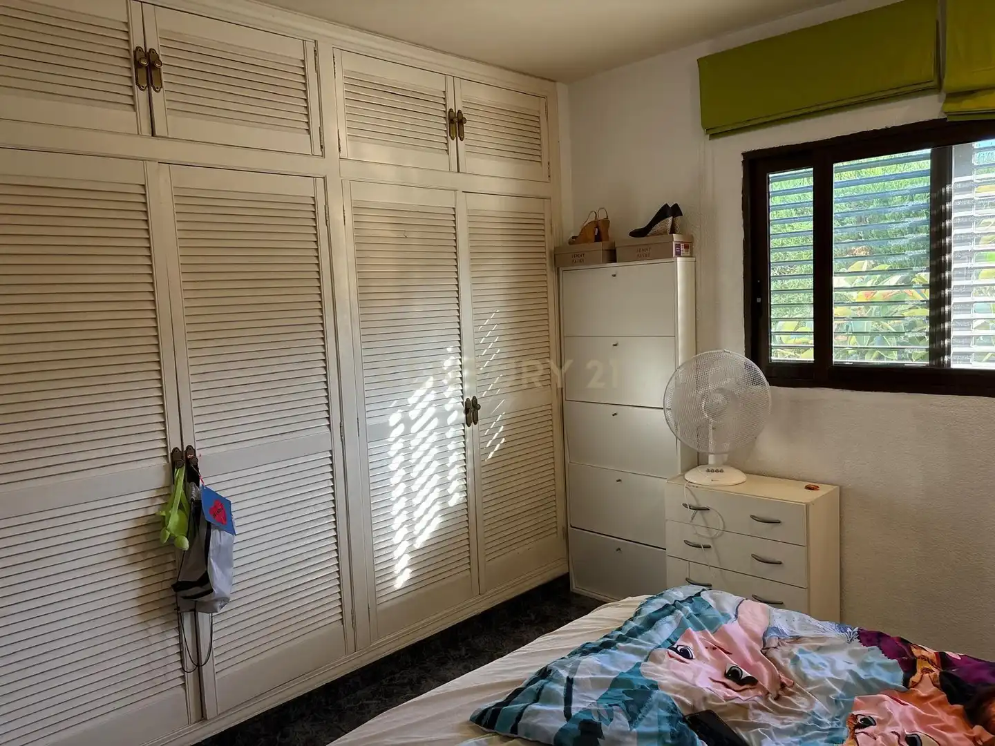 Habitación de Casa o chalet en venta en Chiva con Jardín privado