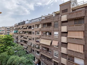 Piso con ascensor en venta en Calle San José Baja 18