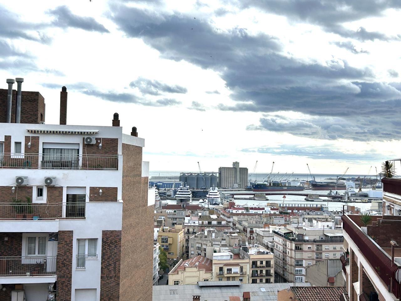 Piso de alquiler en Carrer del Gasòmetre, Nou Eixample Sud
